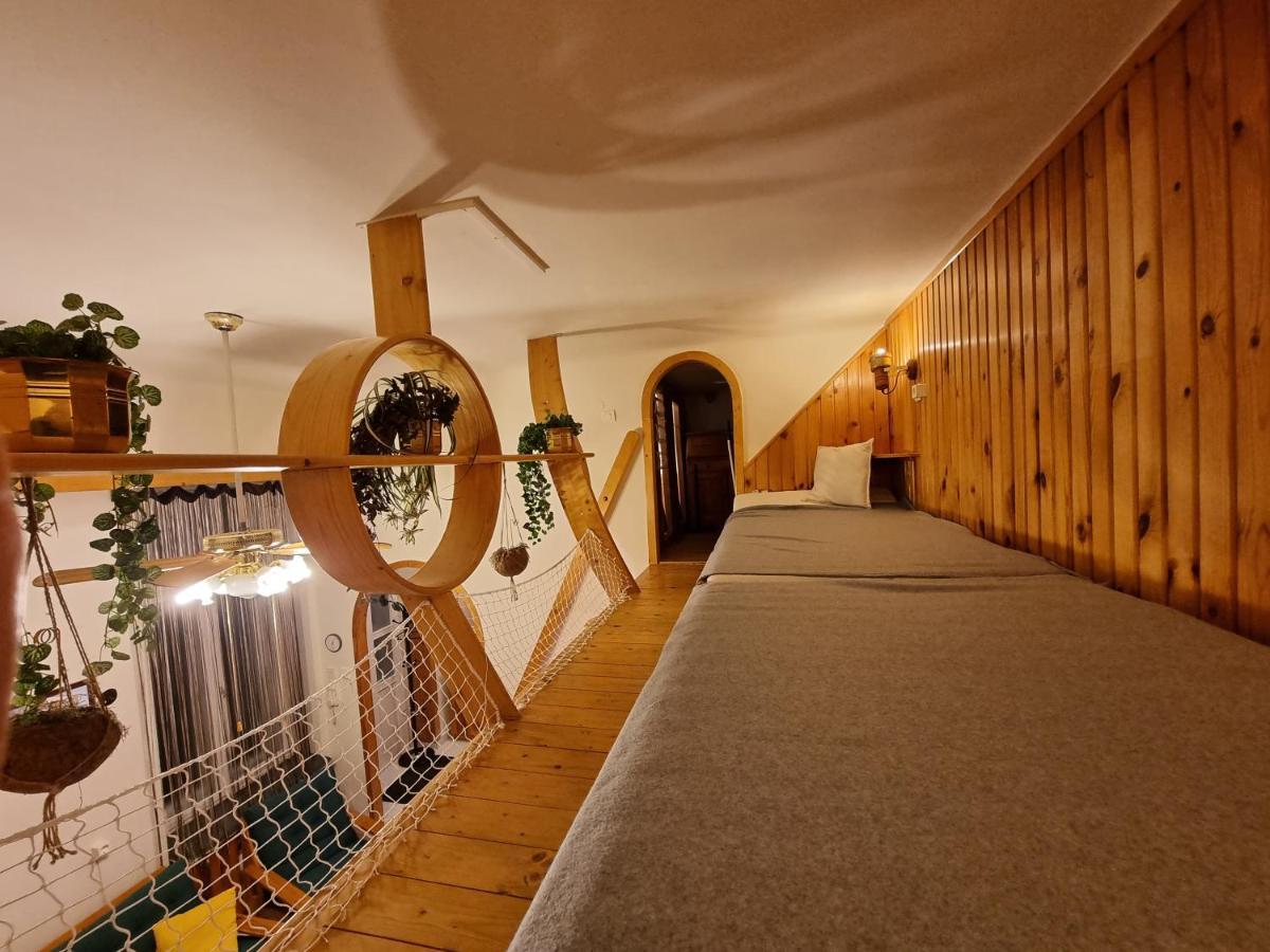 Little Cozy Apartman Мішкольц Екстер'єр фото