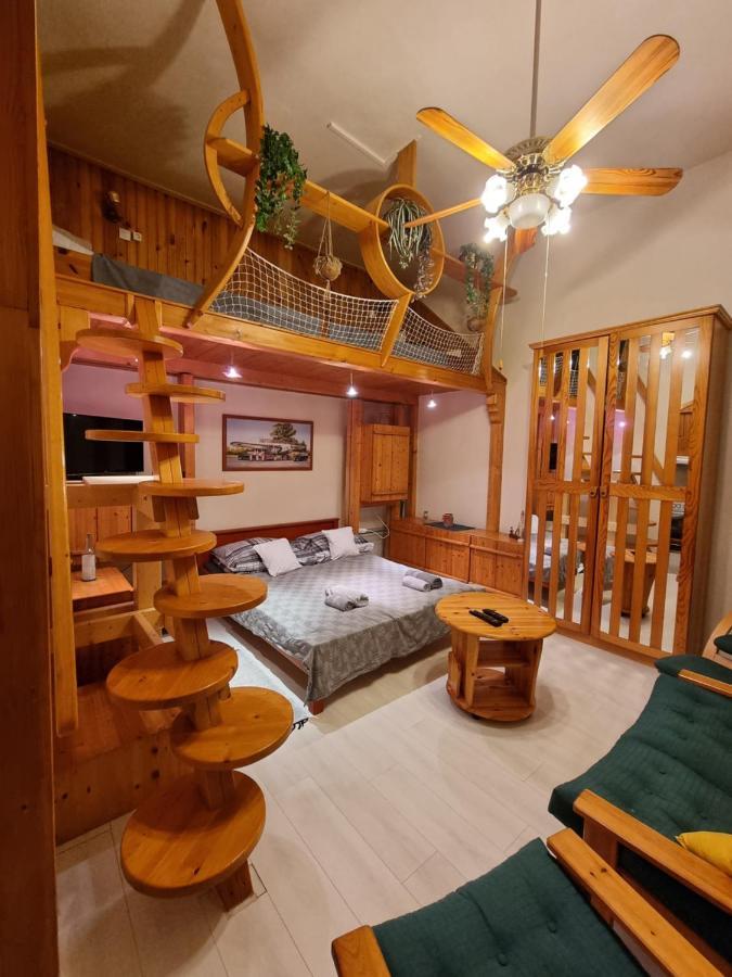 Little Cozy Apartman Мішкольц Екстер'єр фото
